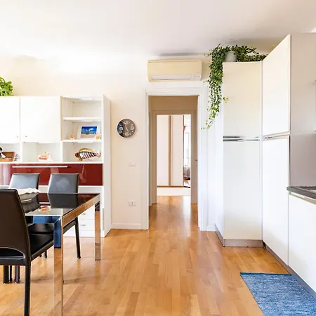 Apartment Cozy Apt 10 Mins Walk From Poetto + Terrace