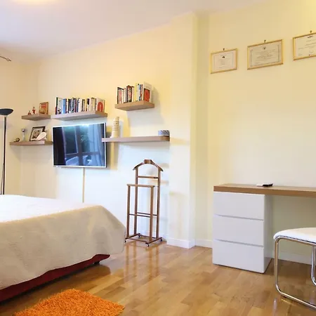 Cozy Apt 10 Mins Walk From Poetto + Terrace Apartment